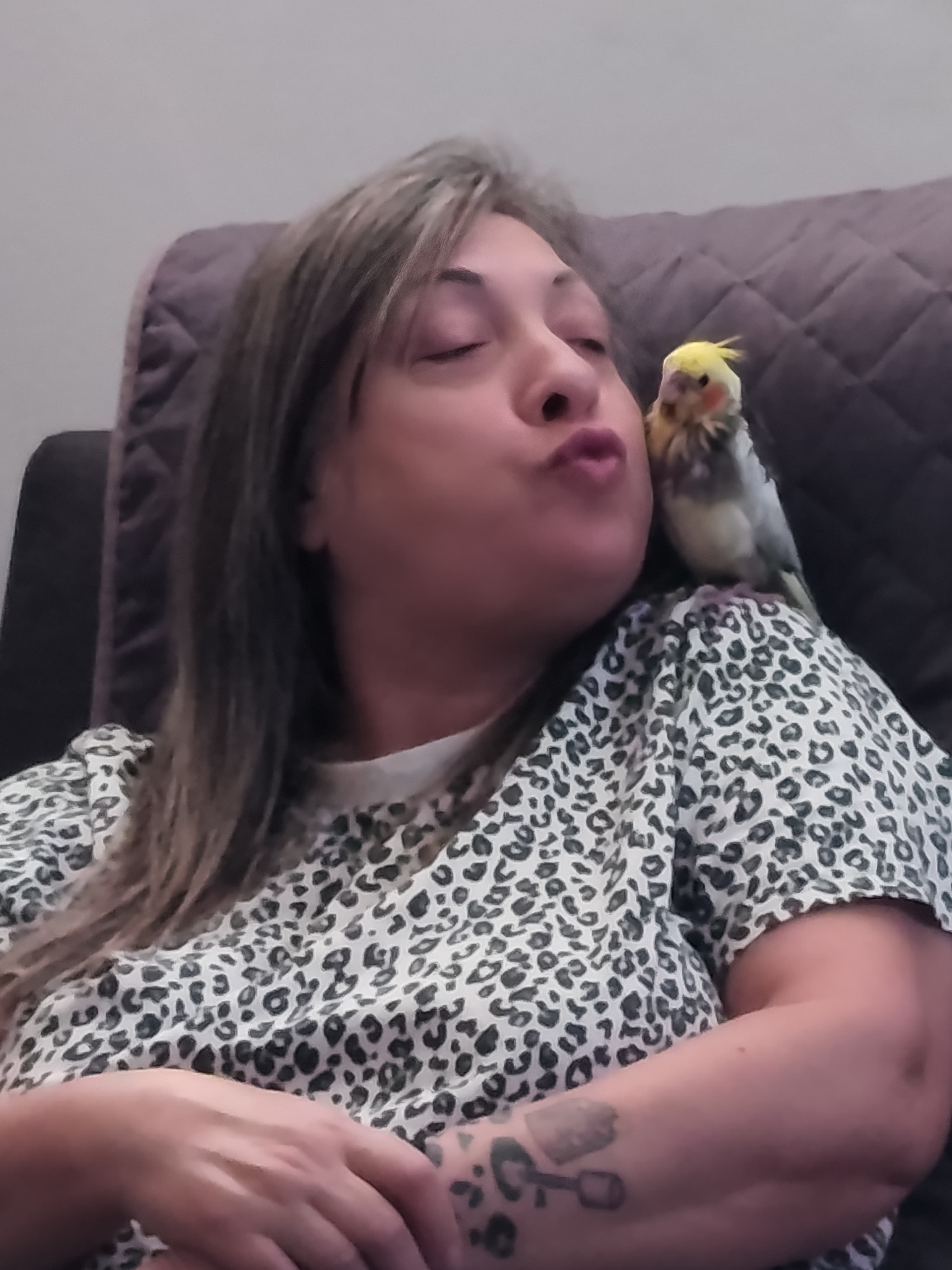 Rio — Le prime coccole di mamma