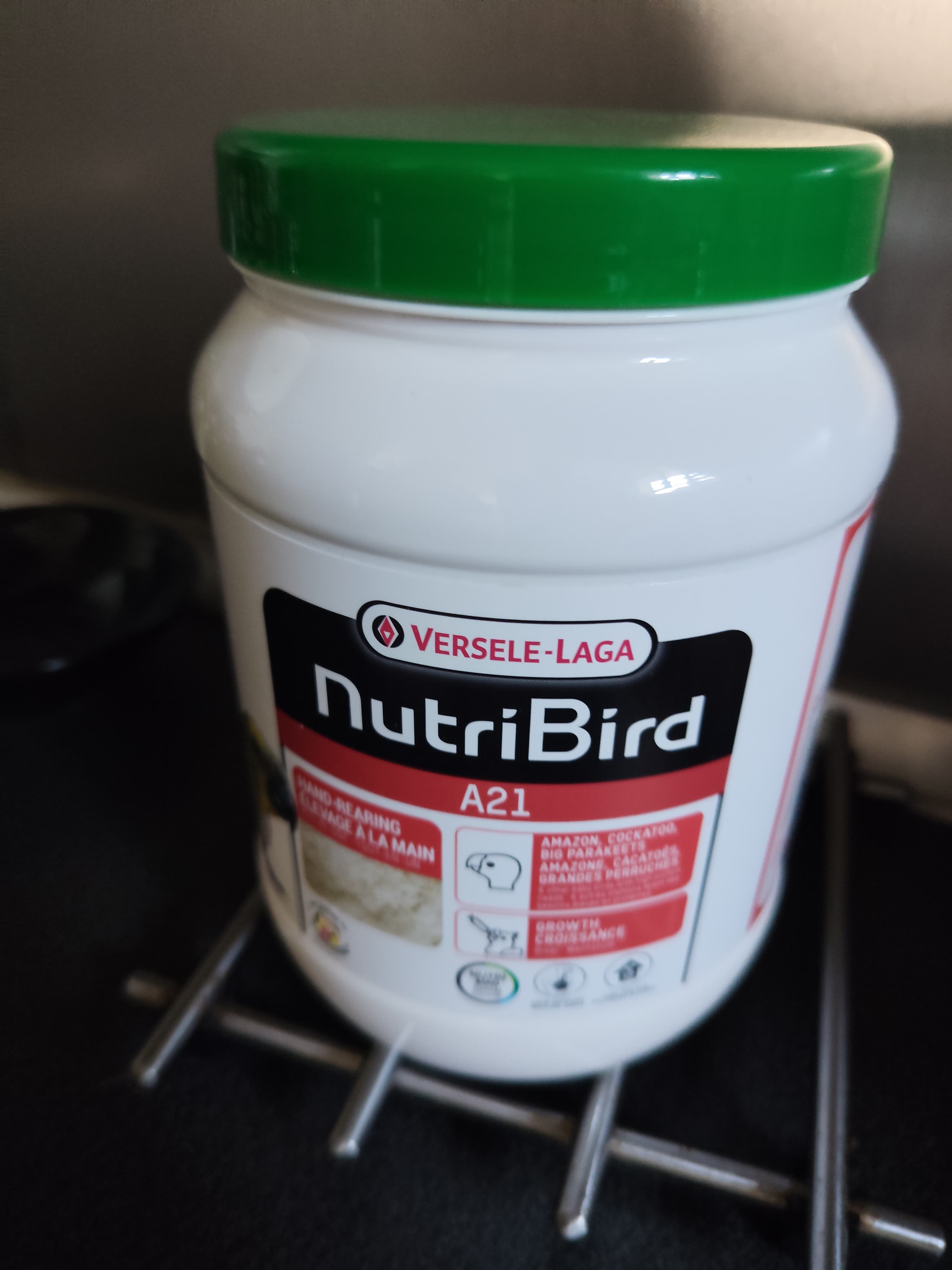 Barattolo di Nutribird A21 Versele-Laga per l'imbecco a mano